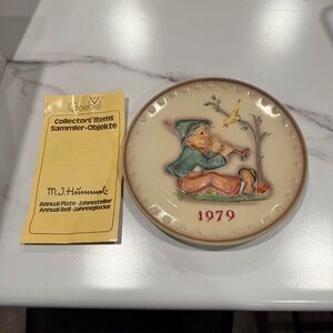 Vintage 1979 9th Annual MJ Hummel Collectors Plate HUM272